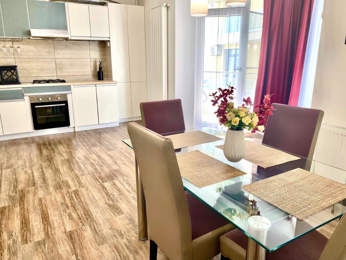 Venetis Sea View Apartment Năvodari Exteriör bild